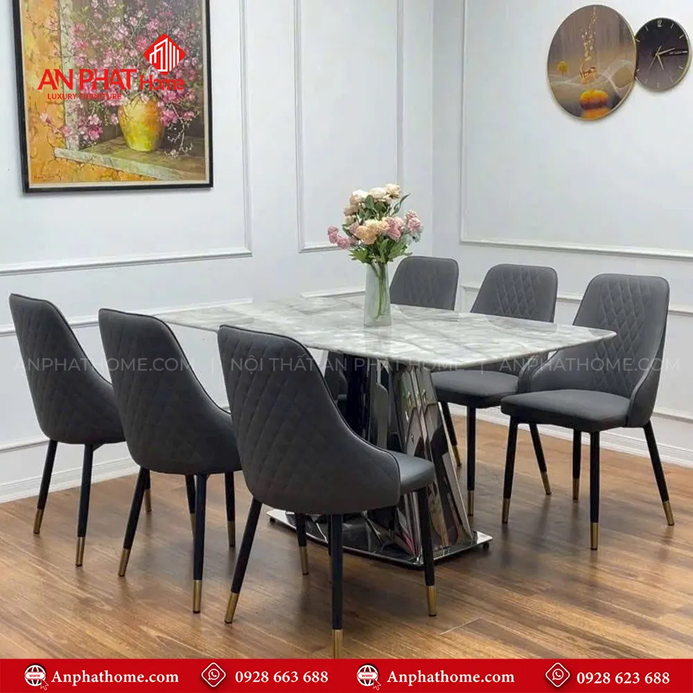 Bộ bàn ăn mặt đá kèm ghế da nhập khẩu BA-1929 10 Mẫu bàn ăn BA-1929 thiết kế sang trọng, khung được làm từ inox sáng bóng cao cấp, với nhiều kích thước mặt đá ceramix đa dạng từ 1m20 - 2m20, kết hợp từ 4 ghế - 8 ghế... tùy chọn theo nhu cầu của khách hàng.