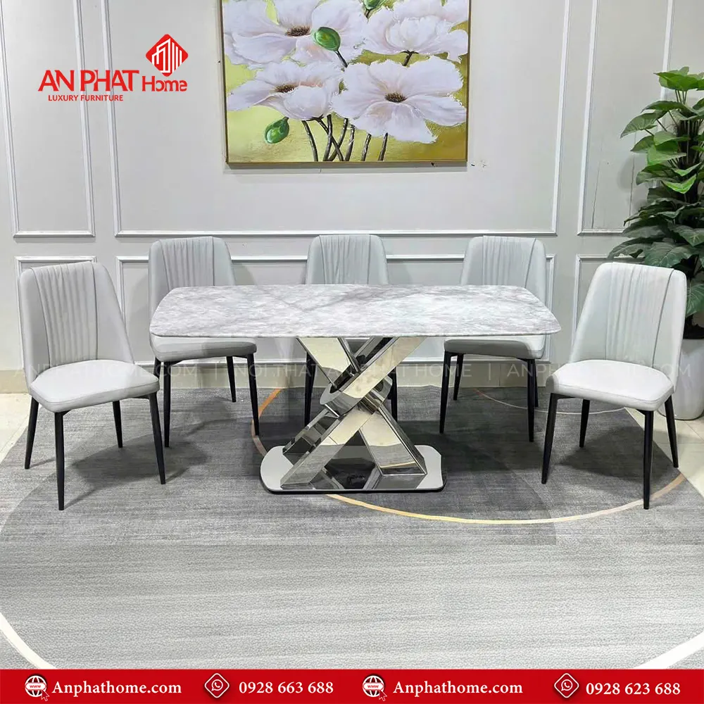 Bộ bàn ghế ăn mặt đá thạch anh chân inox BA-1998 13 Ghế da nhập khẩu thiết kế sang trọng, mặt bàn đá thạch anh cao cấp, tạo lên nét đẹp quý phái của bộ bàn ăn